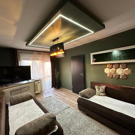 Mox Downtown Apartman Debrecen Exterior photo