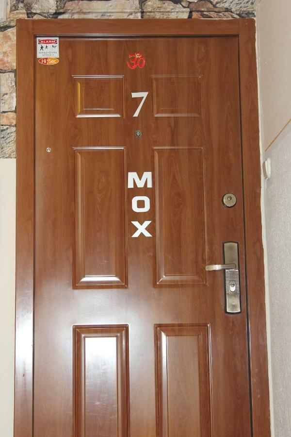 Mox Downtown Apartman Debrecen Exterior photo